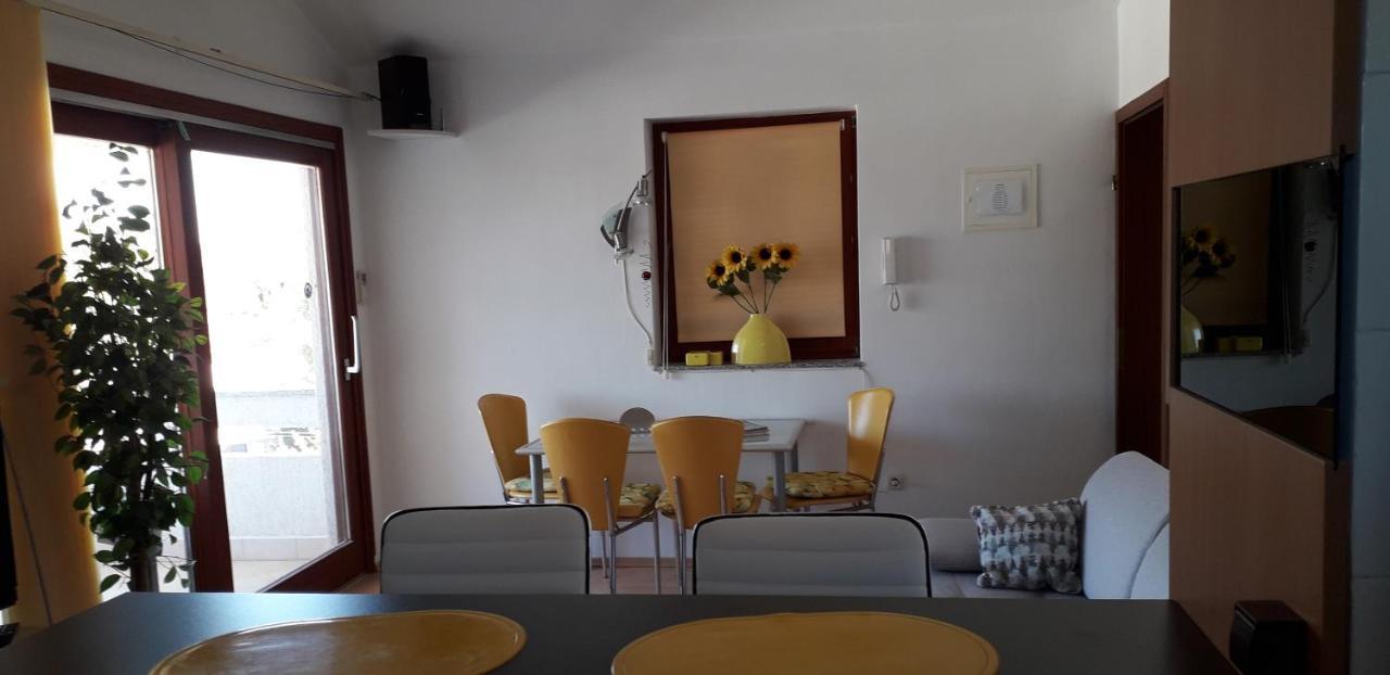 Panorama, 100M From The Water, Rebuild 2020, Penthouse, 2 Teracces, Modern Apartment Punat Luaran gambar