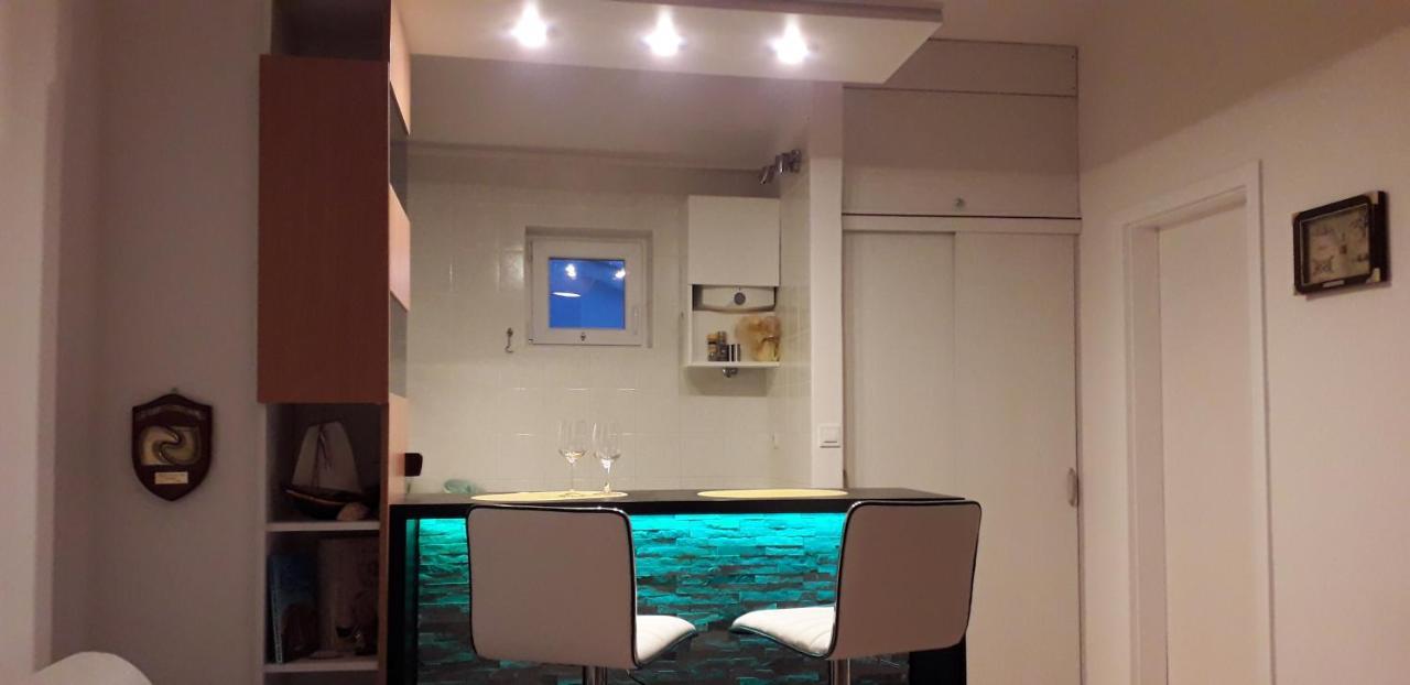 Panorama, 100M From The Water, Rebuild 2020, Penthouse, 2 Teracces, Modern Apartment Punat Luaran gambar